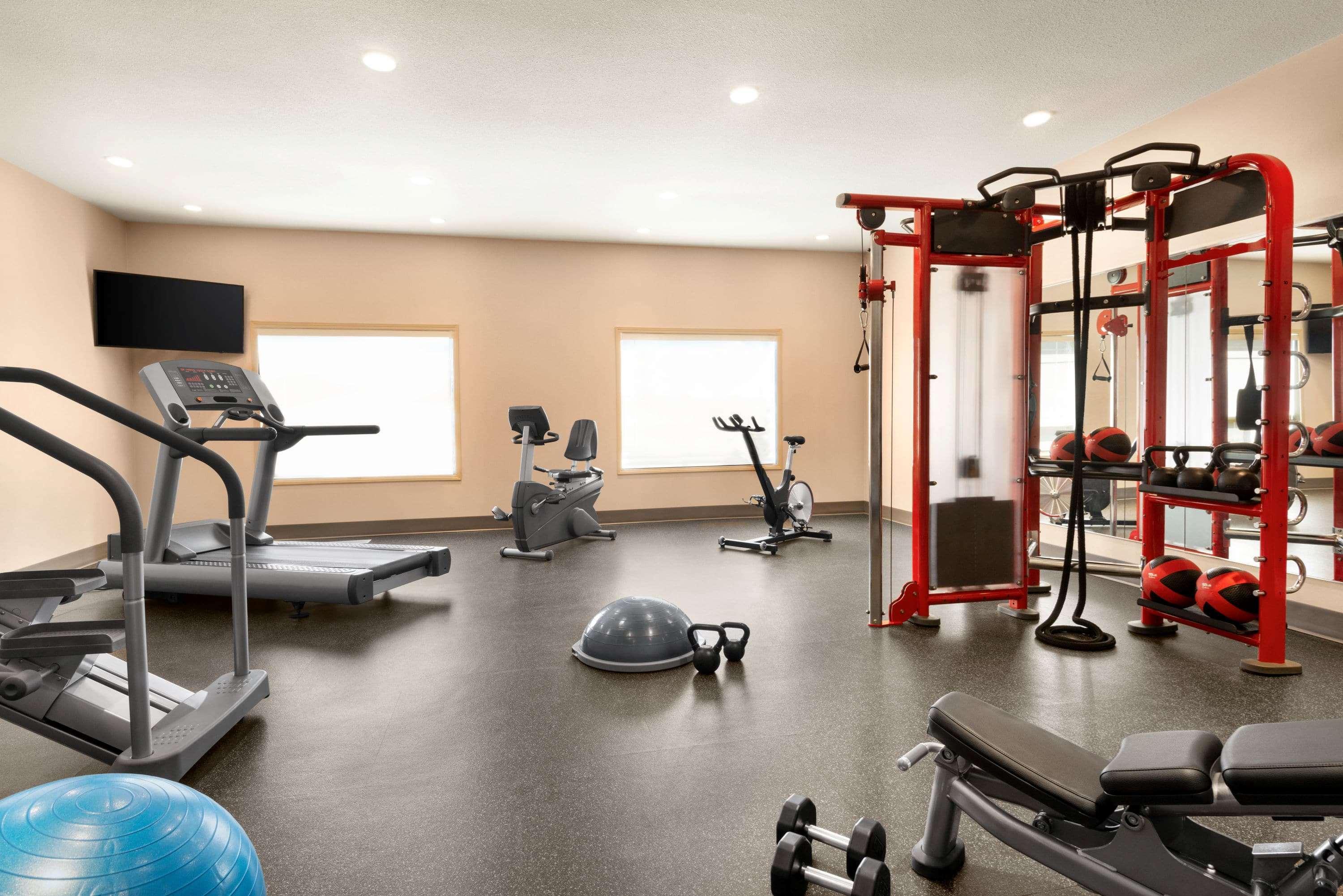 Ramada By Wyndham Drayton Valley Екстериор снимка